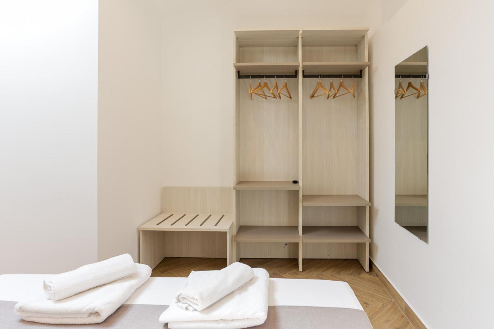 Pessina 90 Apartment