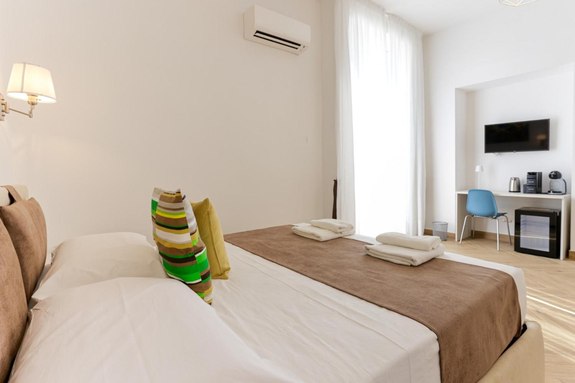 Pessina 90 Apartment