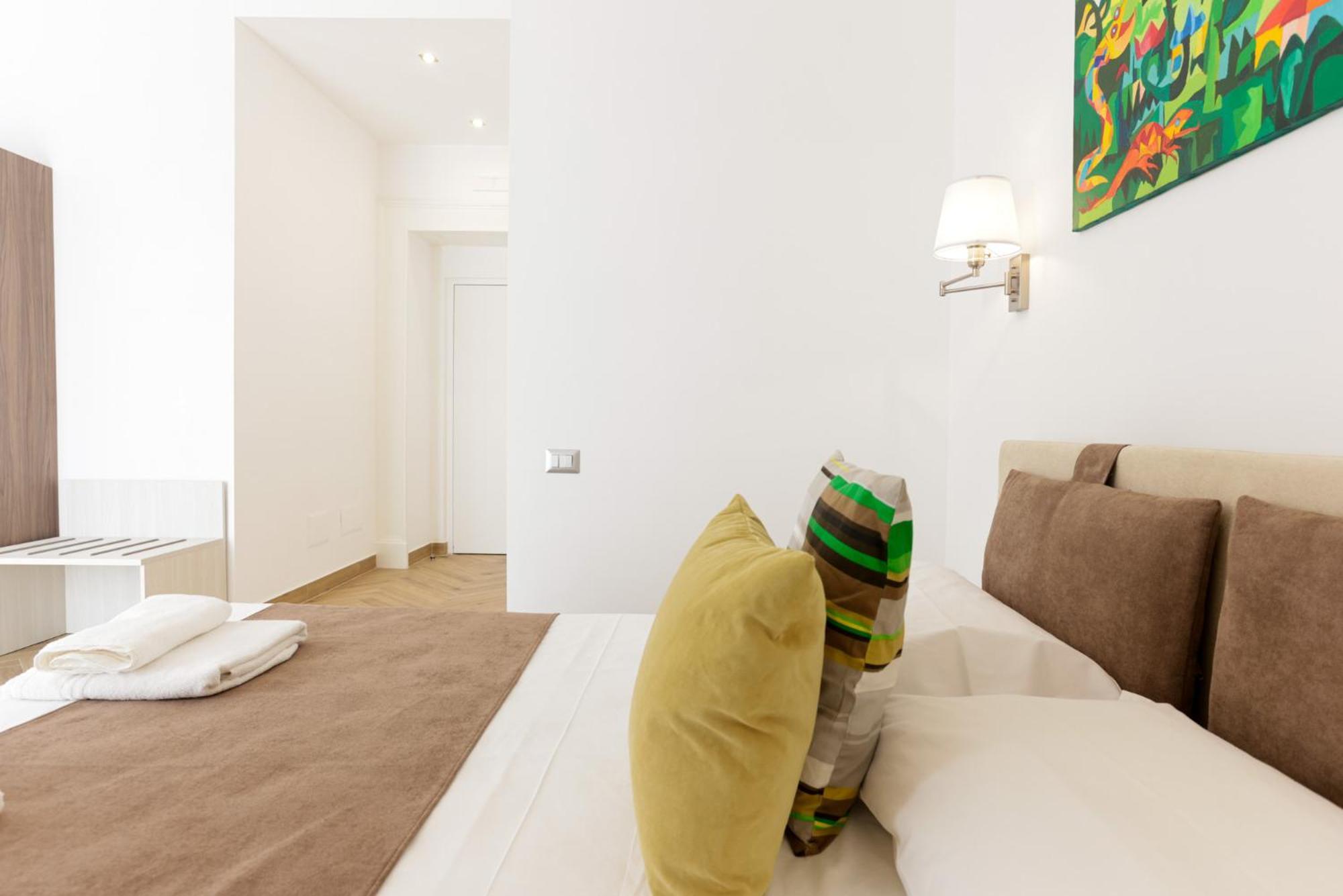 Pessina 90 Apartment *
