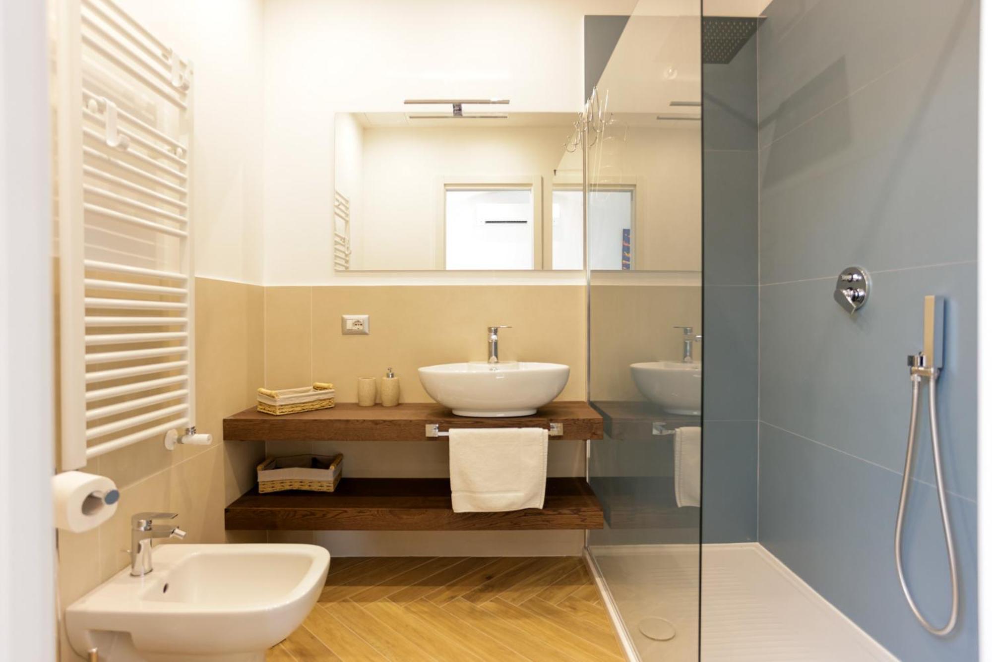 Apartment Pessina 90 *