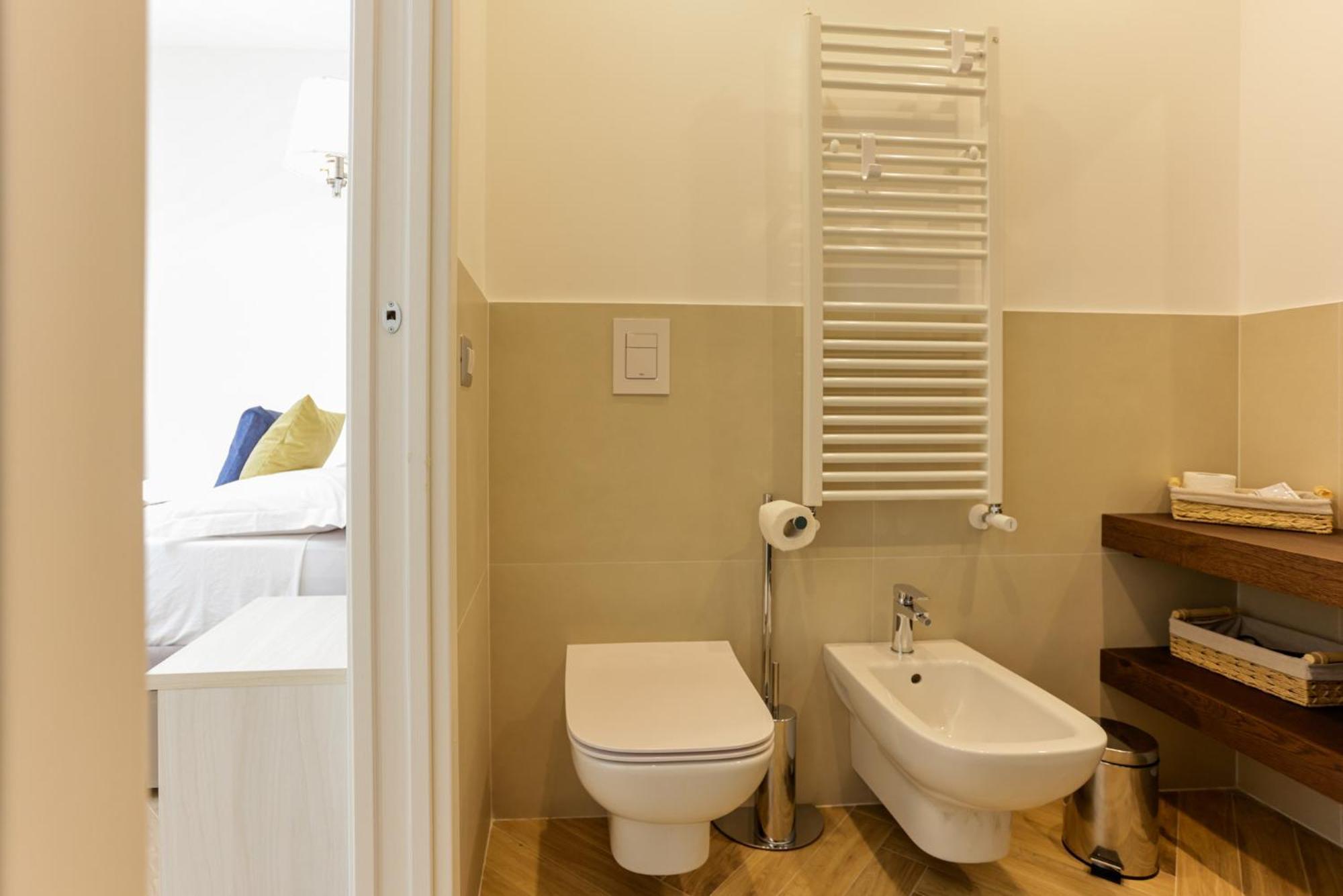 Apartment Pessina 90 *